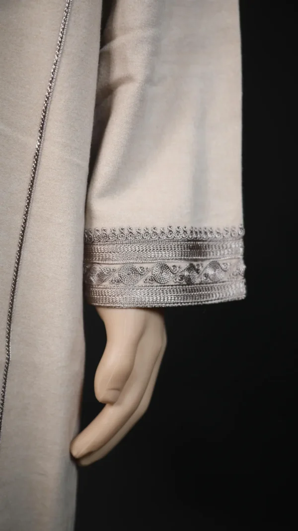 QB7A0200 قفطان الكشمير الملكي