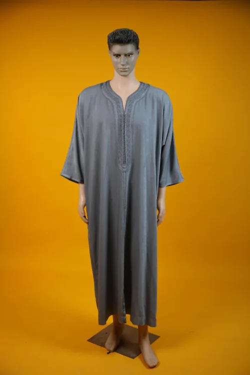 عباية "مليفة إكسترا" خياطة اليد أناقة لا تضاهى